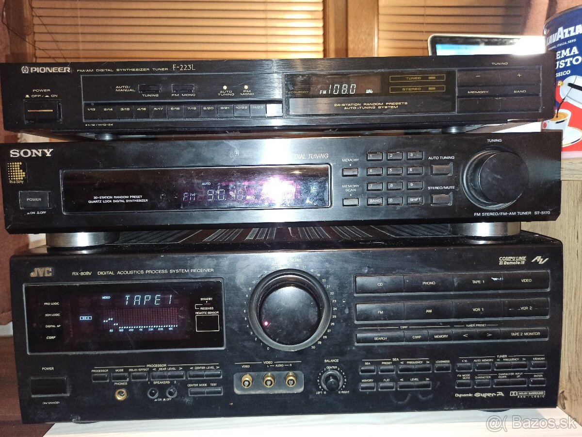 Digitálny tuner PIONEER, SONY