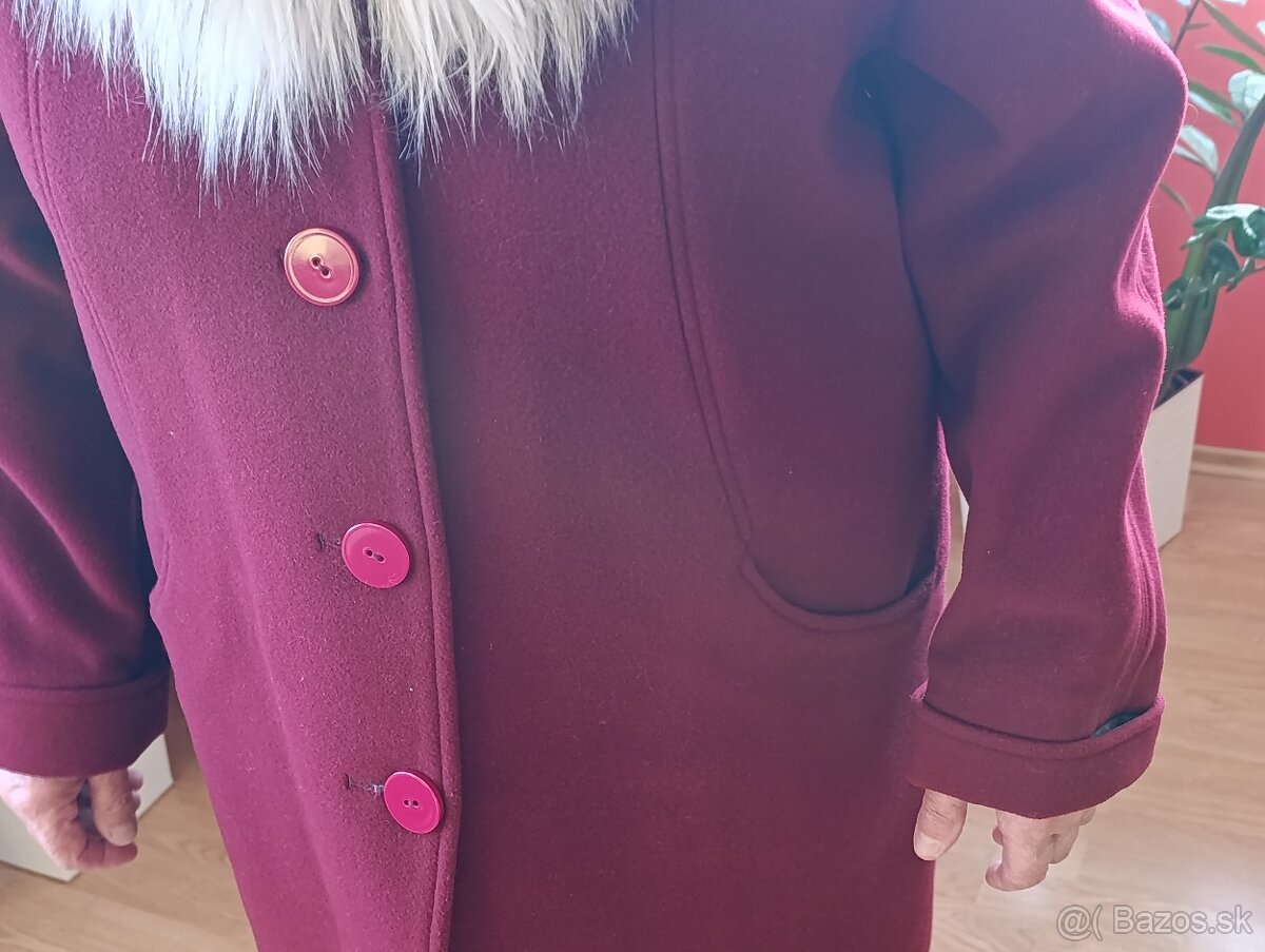 Dámsky kabát 46