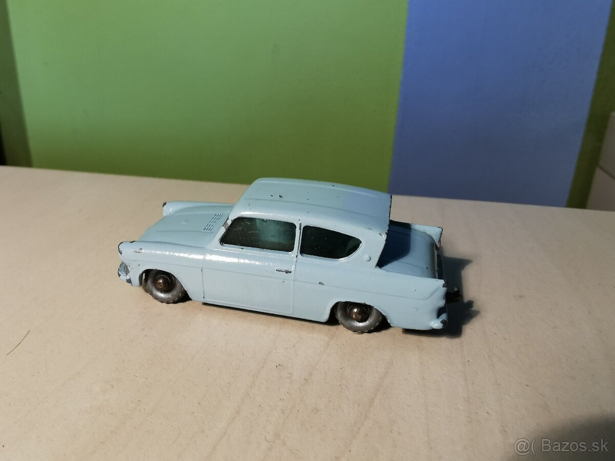 Matchbox lesney Ford Anglia