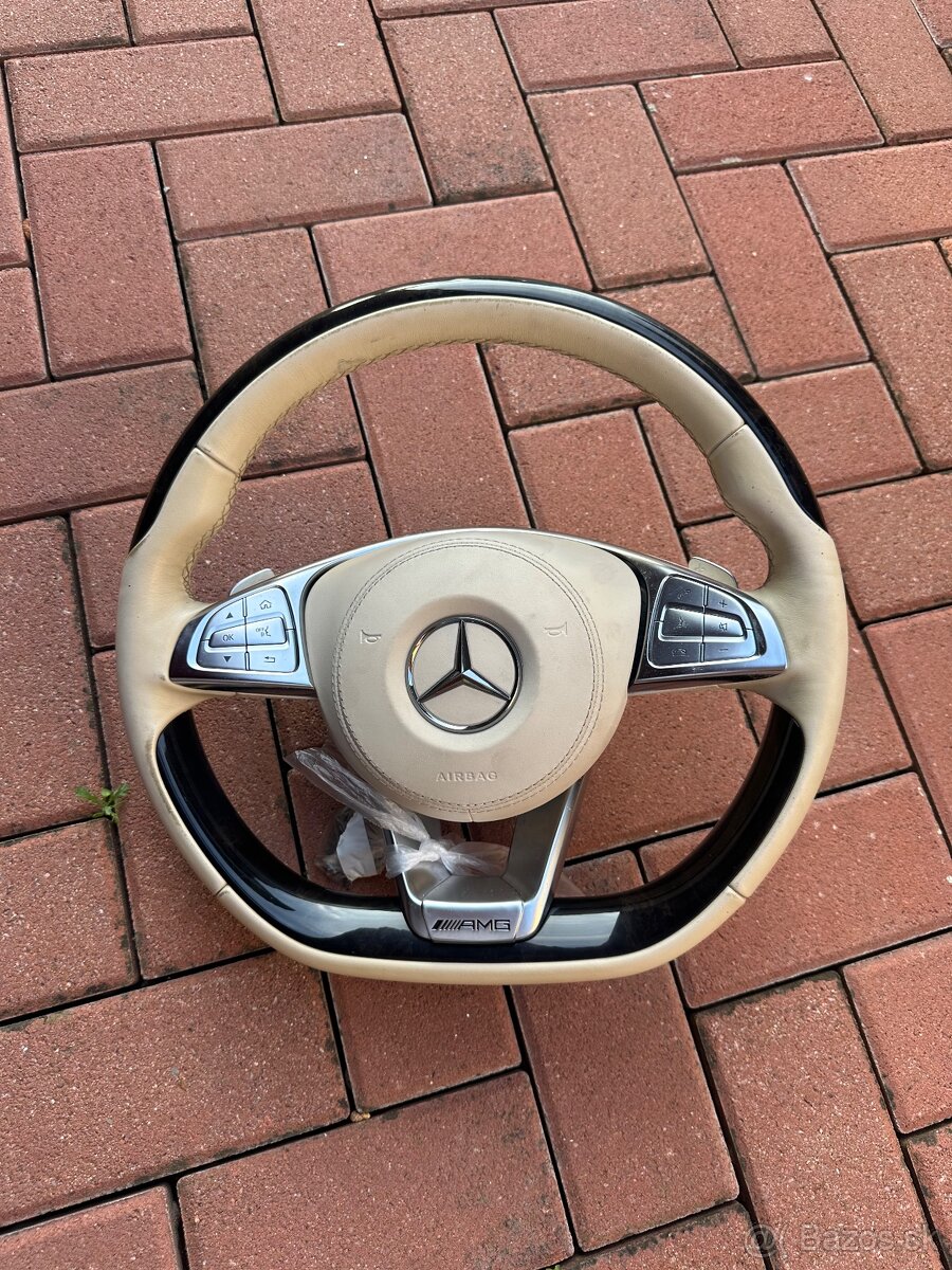 Mercedes  S class AMG  volant