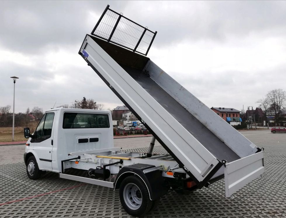 Predam Ford Transit 3stranny vyklapac do 3,5T,133tkm