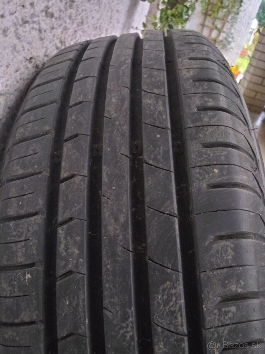 Predám kolesa 205/60/15 letne pneumatiky Rotalla