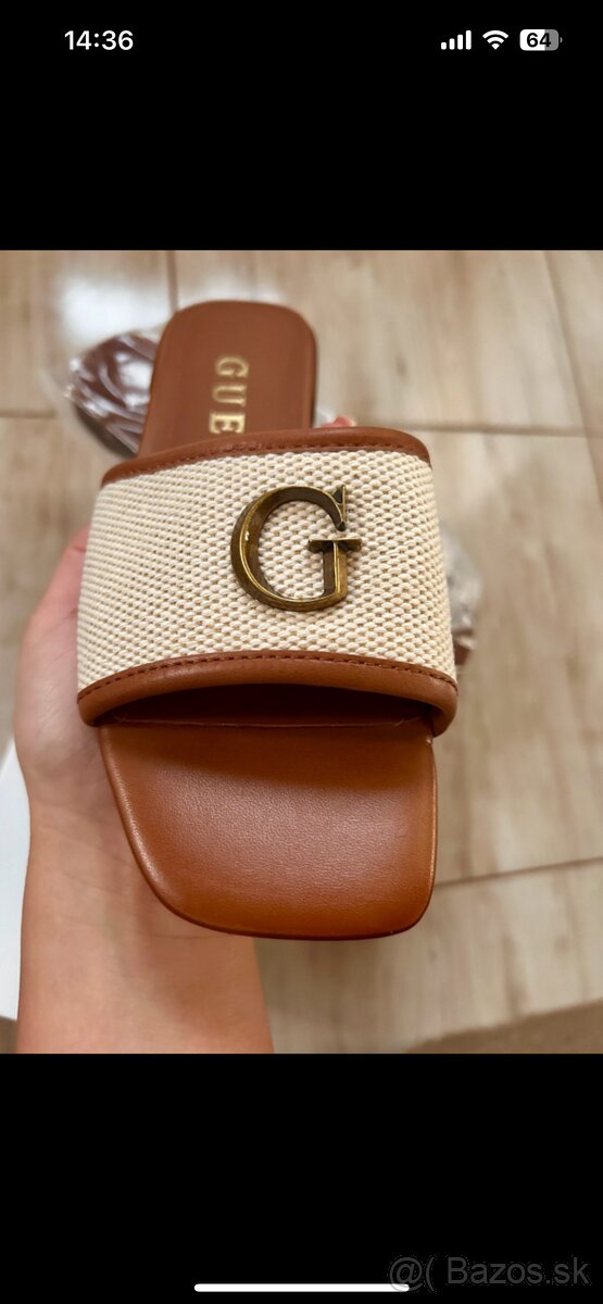Guess slapky