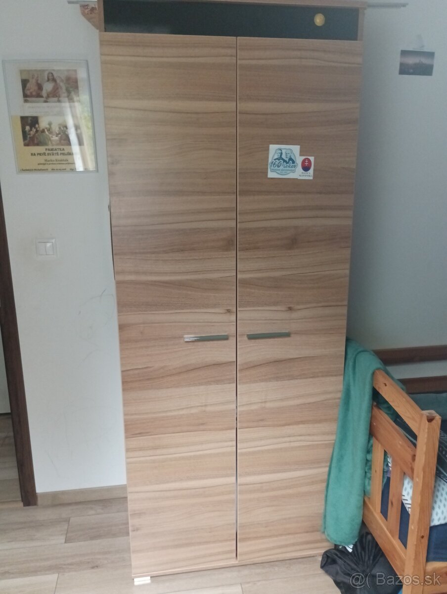 Skriňa s komodou
