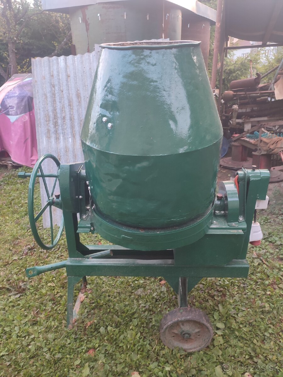 predam miešacku 250l, 5 furikov