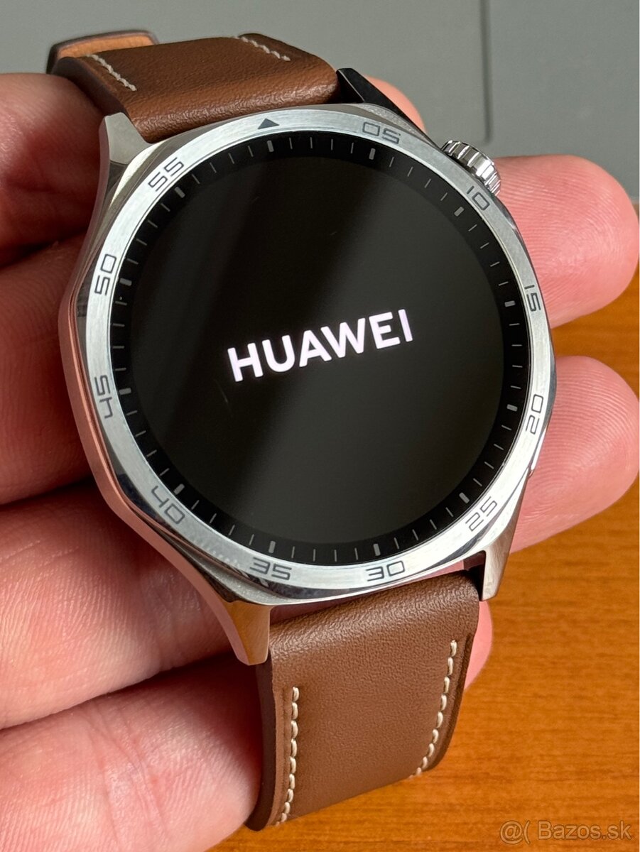 Huawei Watch GT 5 46mm hnedé
