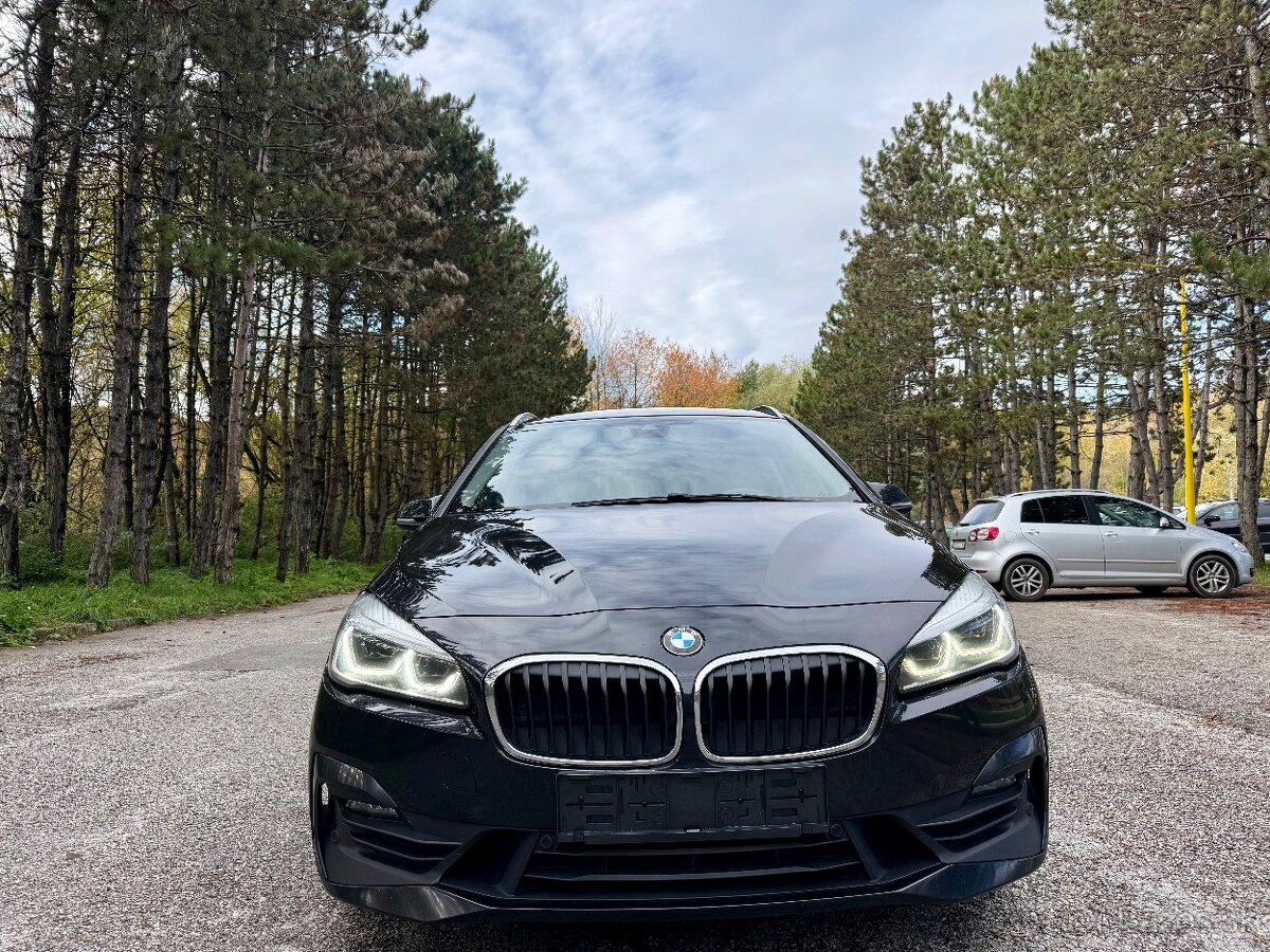 BMW 218D ACTIVETOURER BOHATÁ VÝBAVA 2021