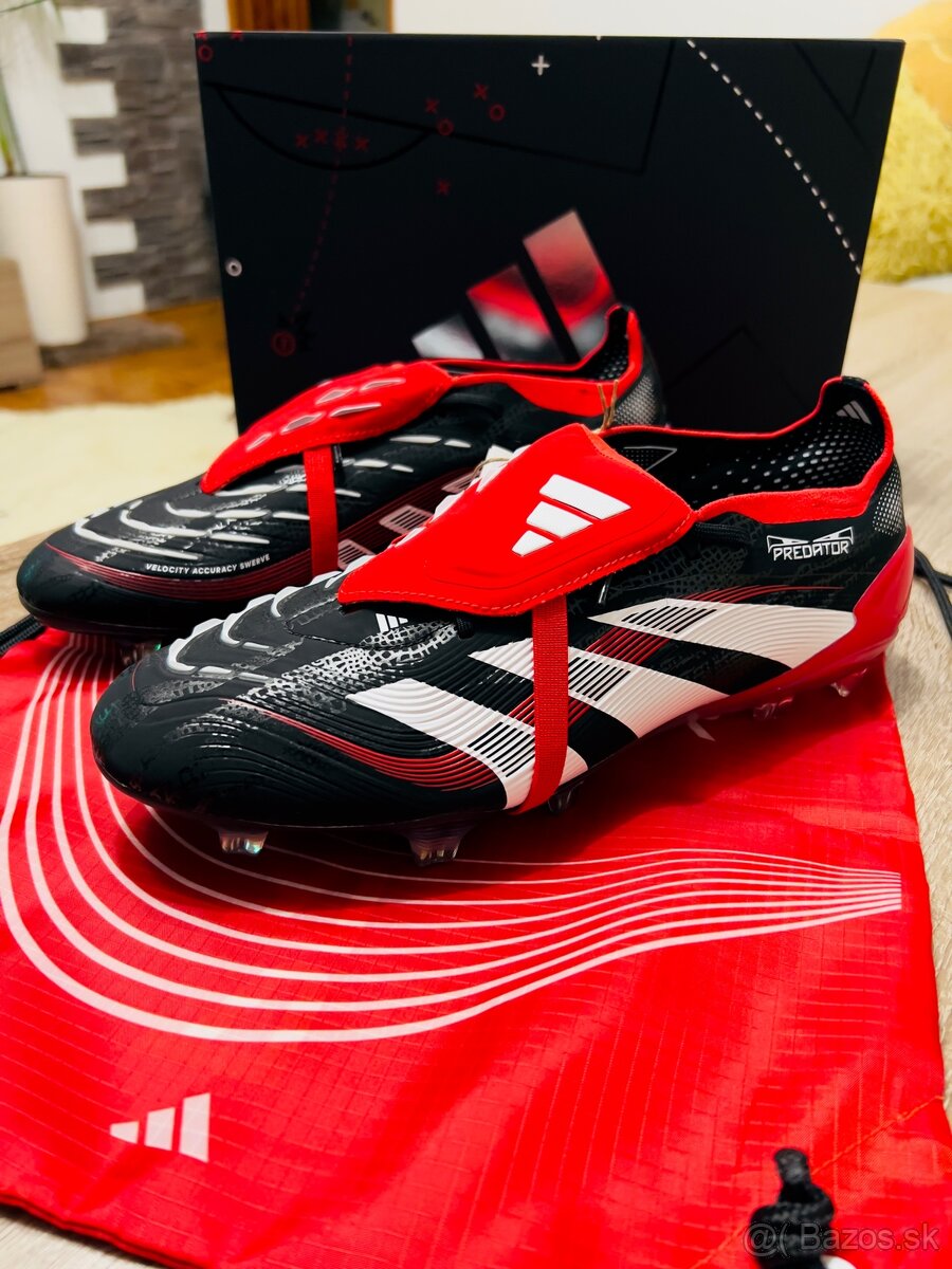 Kopačky Adidas Predator Elite FG Moments