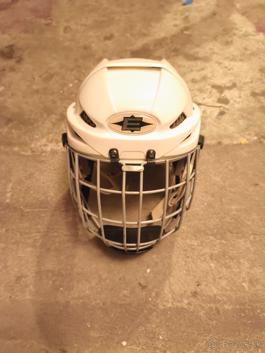 Hokejová prilba Easton S9 Medium