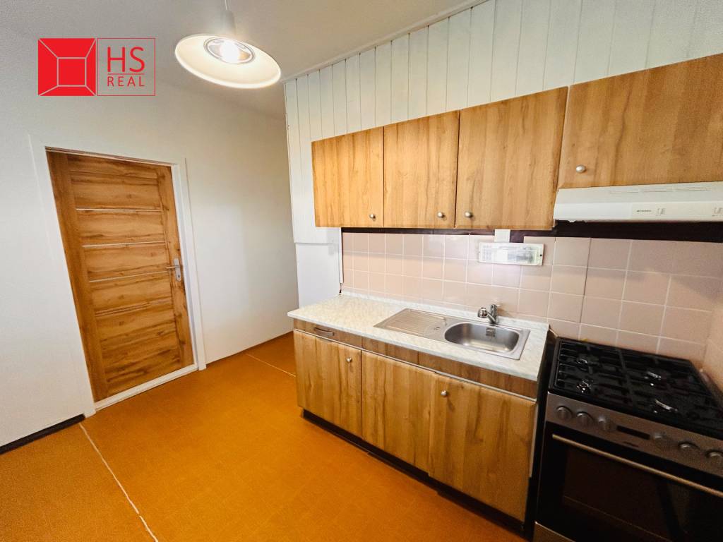 Prenájom 3 izbového bytu na Sídlisku JUH v NZ