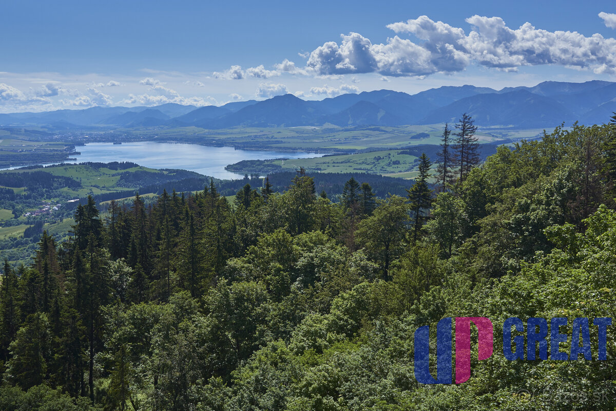 Na predaj pozemok s priamym prístupom k brehu Lipt. Mary