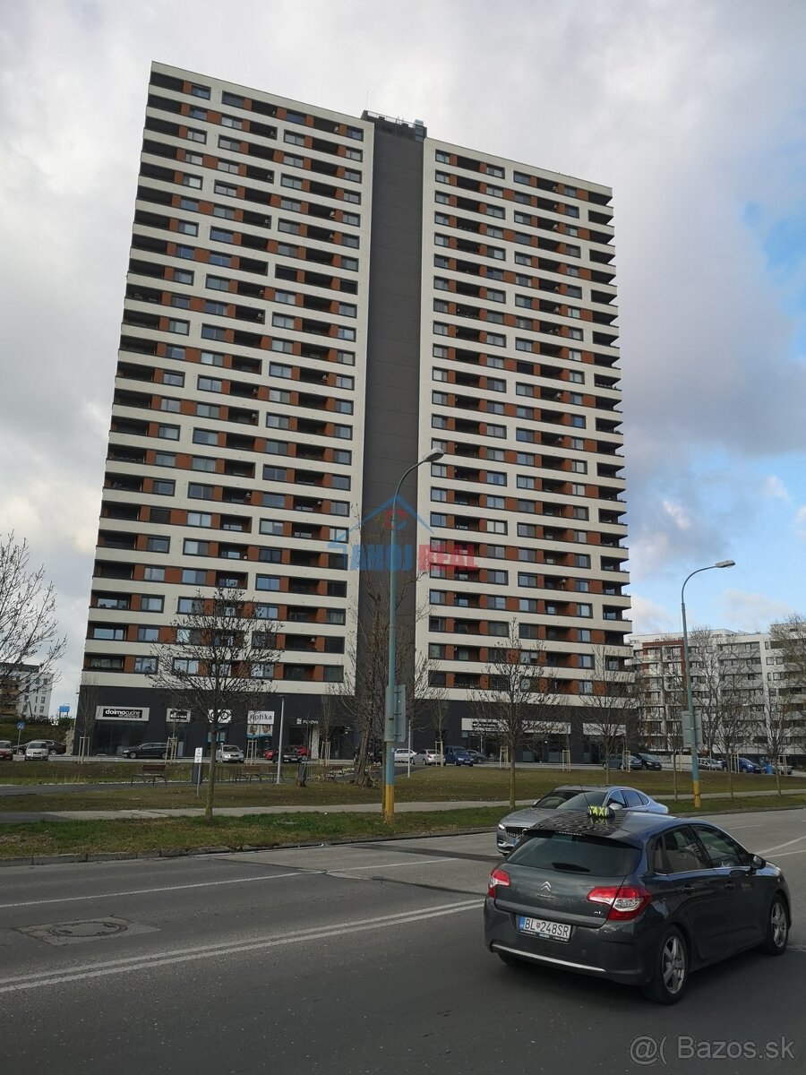 Novostavba PETRŽALKA NOVO zariadený byt, garáž