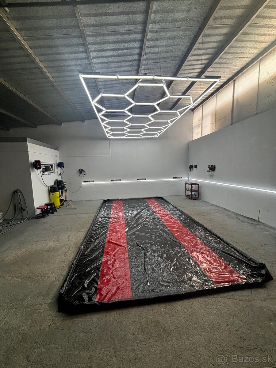 Zádržná plachta na vodu