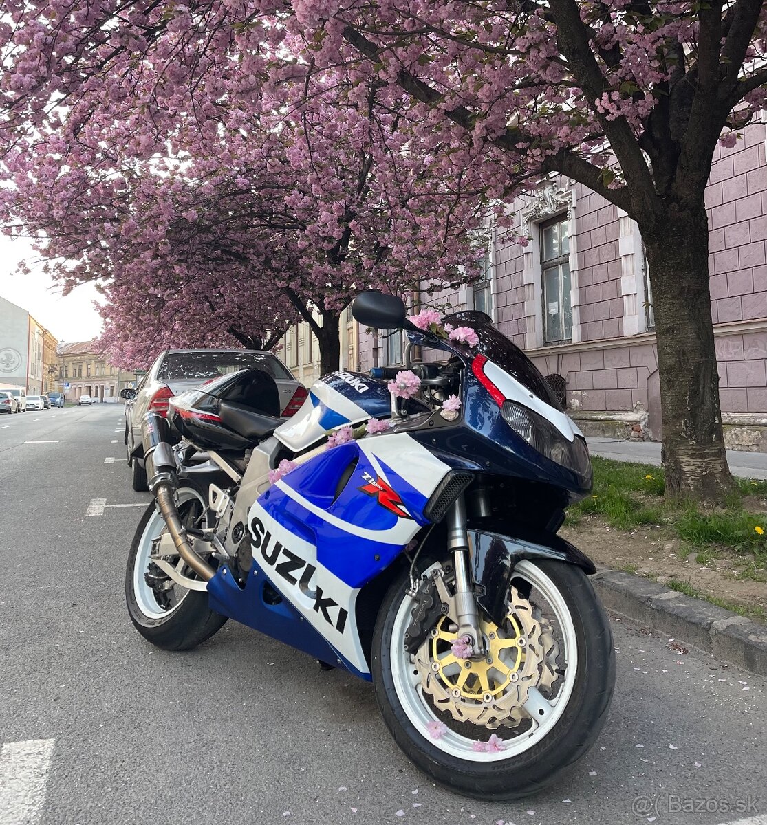 Suzuki TL1000R