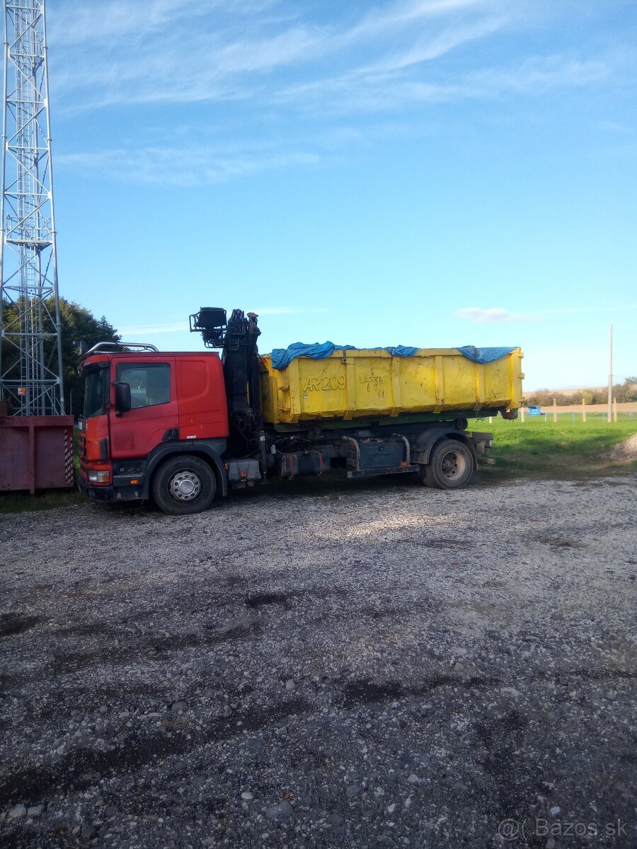 Scania hákový nosič kontajnerov s hydraulicku rukou
