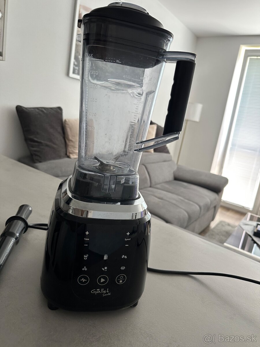 Stolový mixer použitý 3 krát