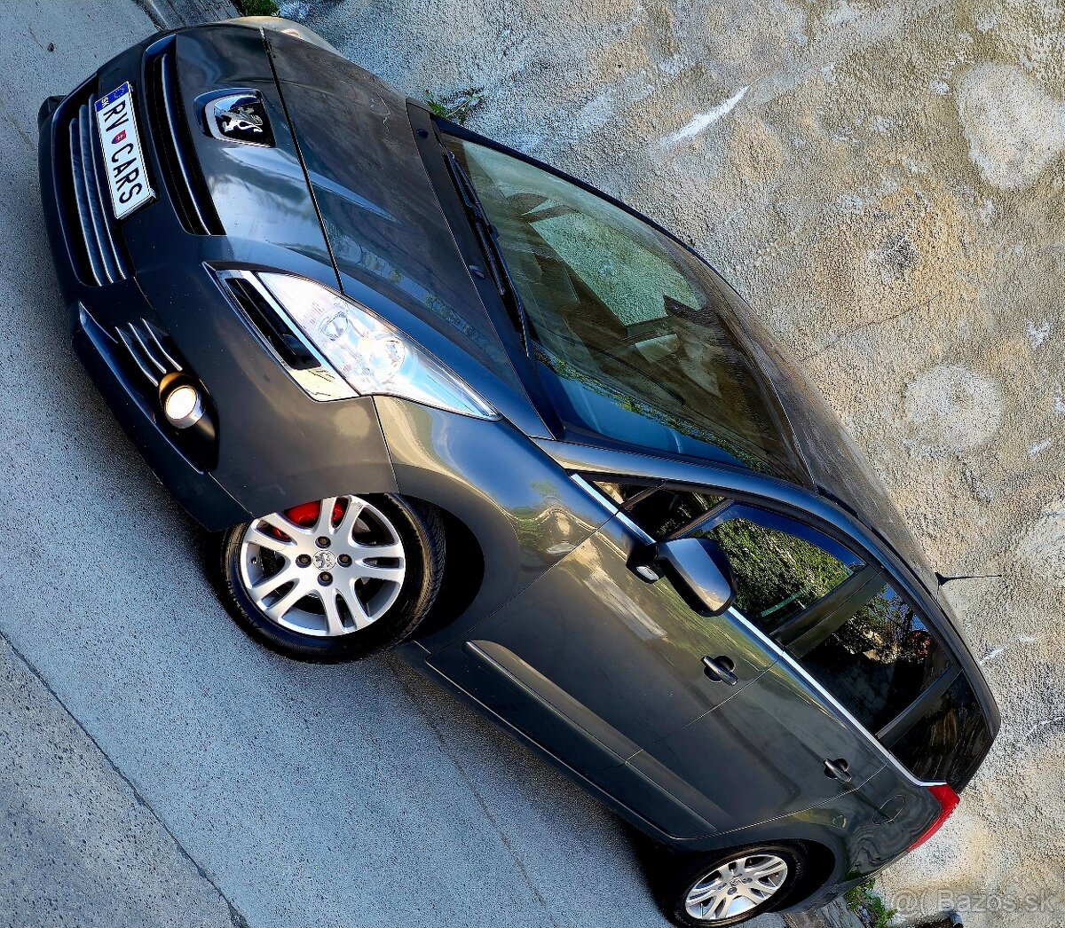 Peugeot 5008 1.6eHDi-7.miestne-automat.prevodovka-NováTKaEK
