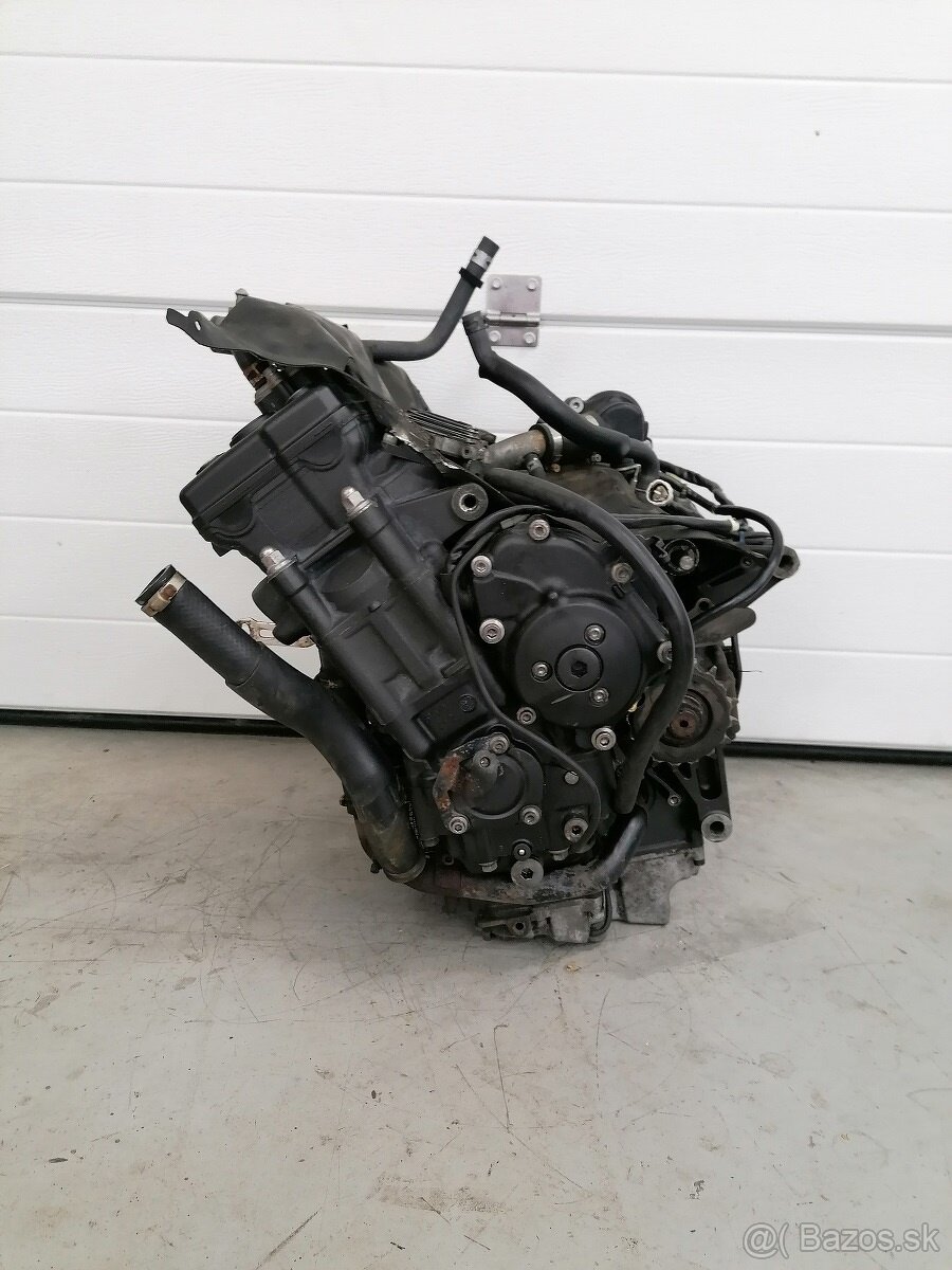 YZF-R1