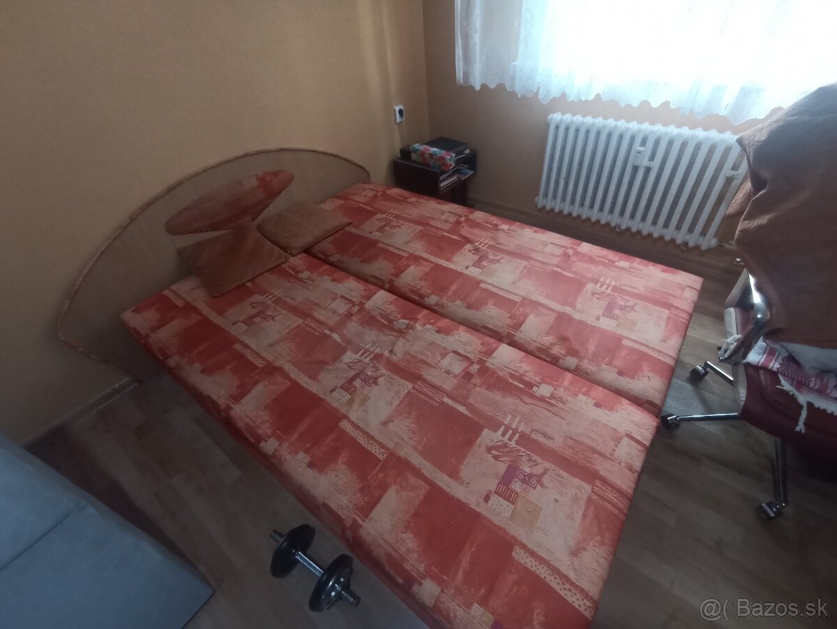 Manželská postel