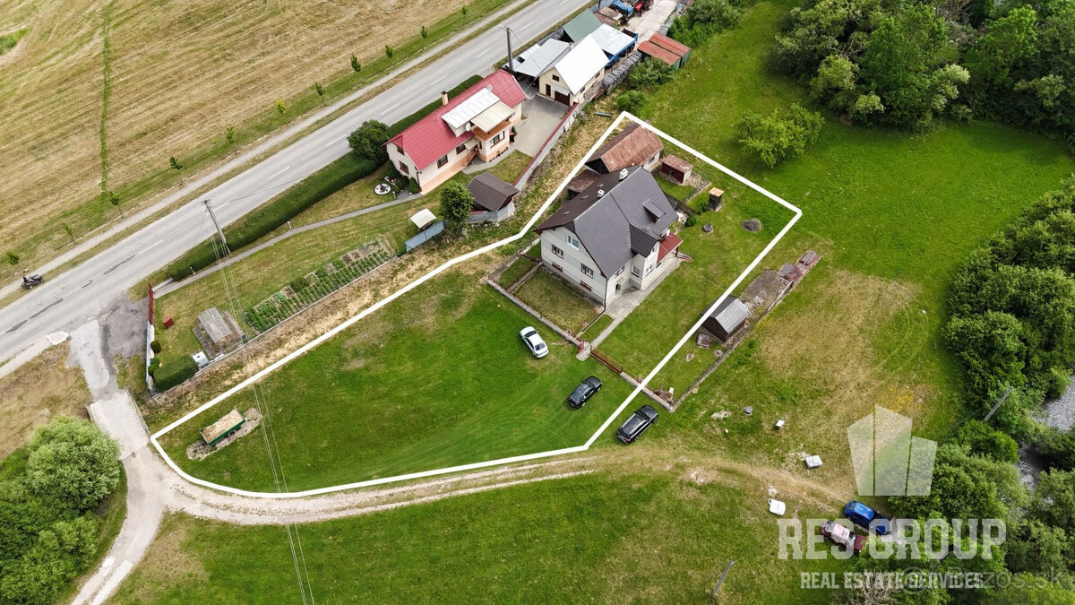 Na predaj, rodinný dom so 7 izbami, 1573 m2 Pozemok, Dubové