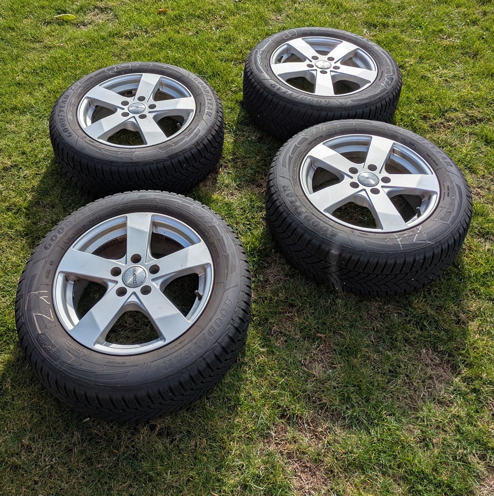 Disky Dezent TD 7x16 5x112 ET45 + zimne pneu