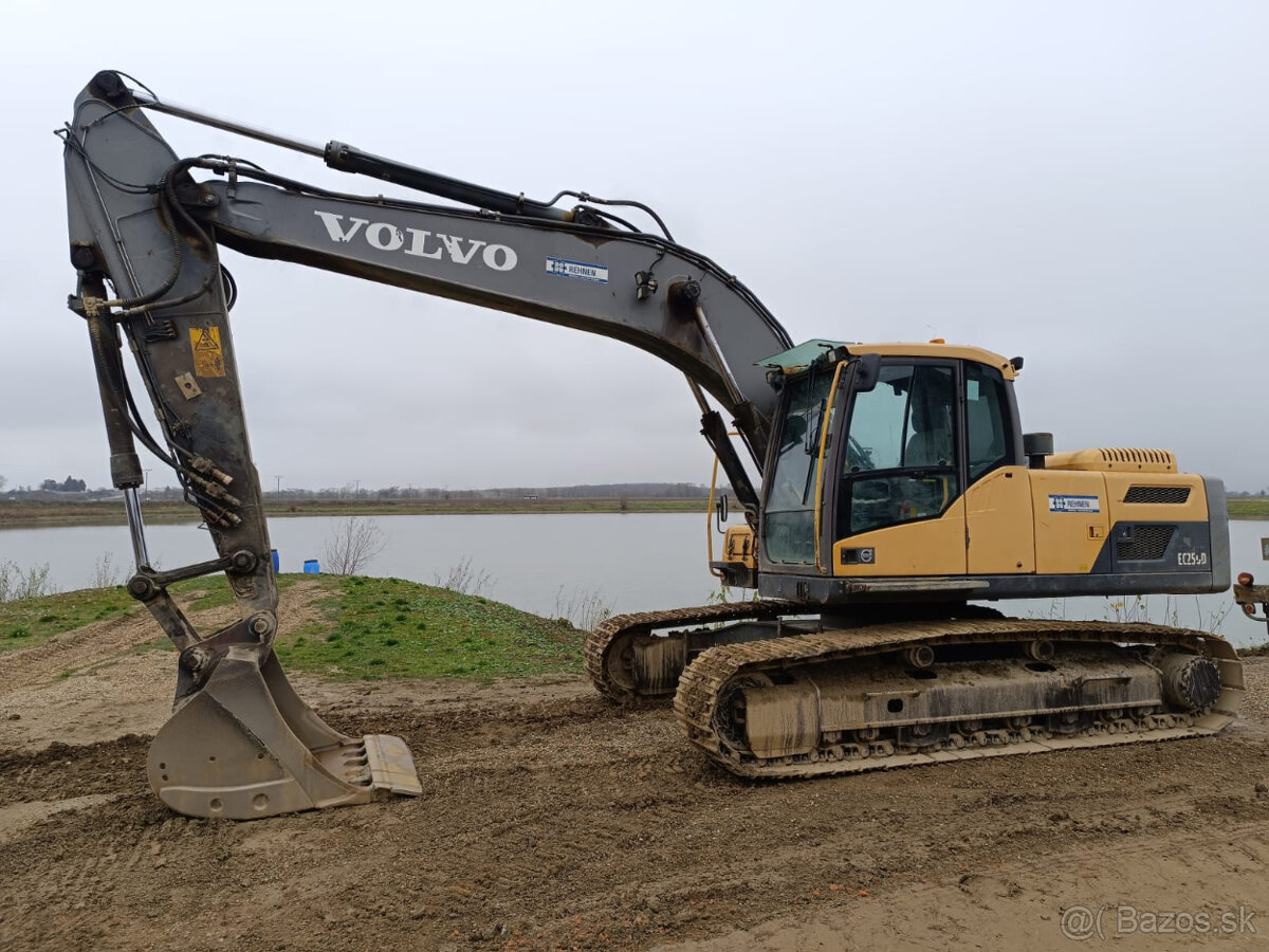 Pásové rýpadlo - pásový bager