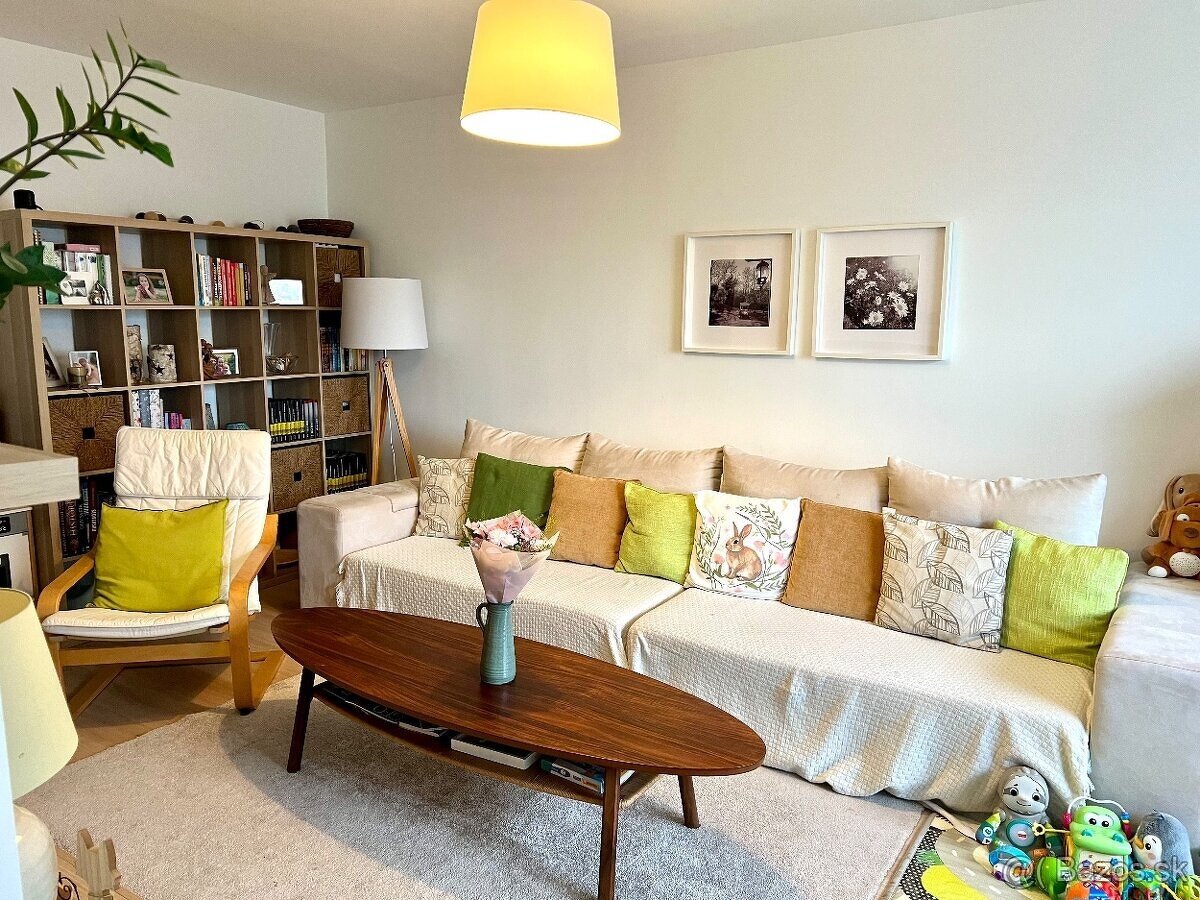 3 izbový byt na predaj v Nových Zámkoch.