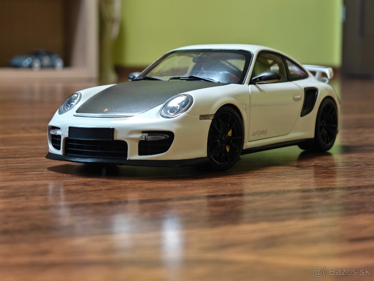 1:18 Porsche 911 GT2 RS 997 MINICHAMPS