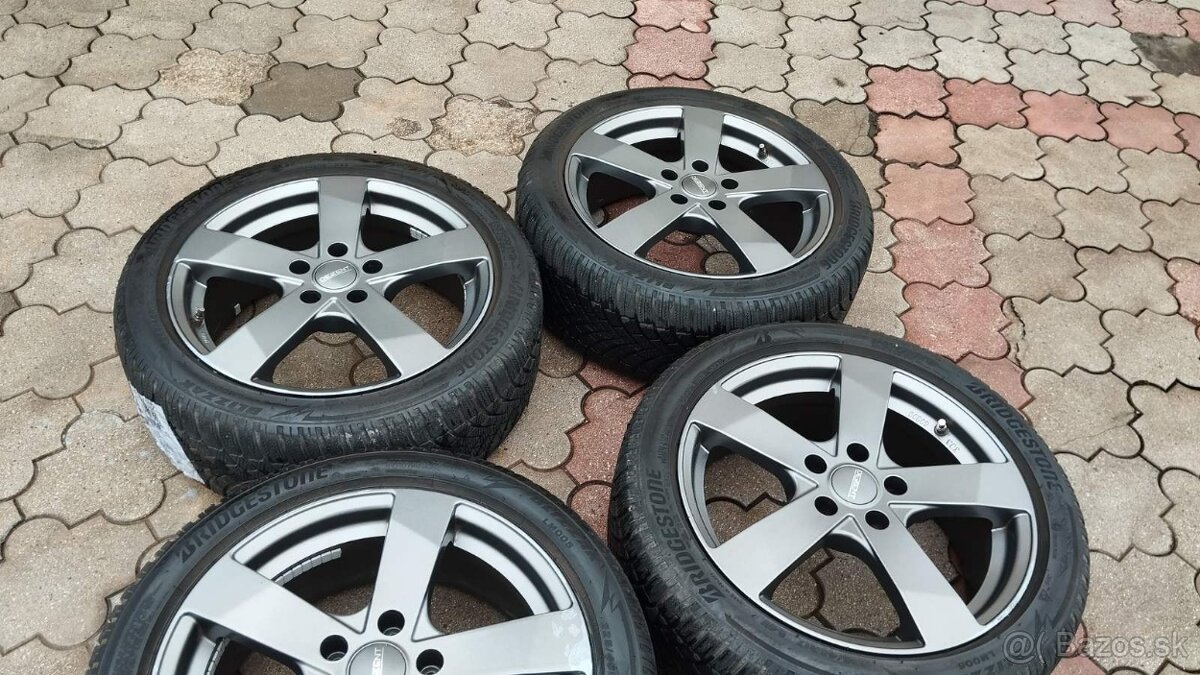 Sada alu diskov 5X112 7JX17 H2 ET 48 pneu.225/45R17