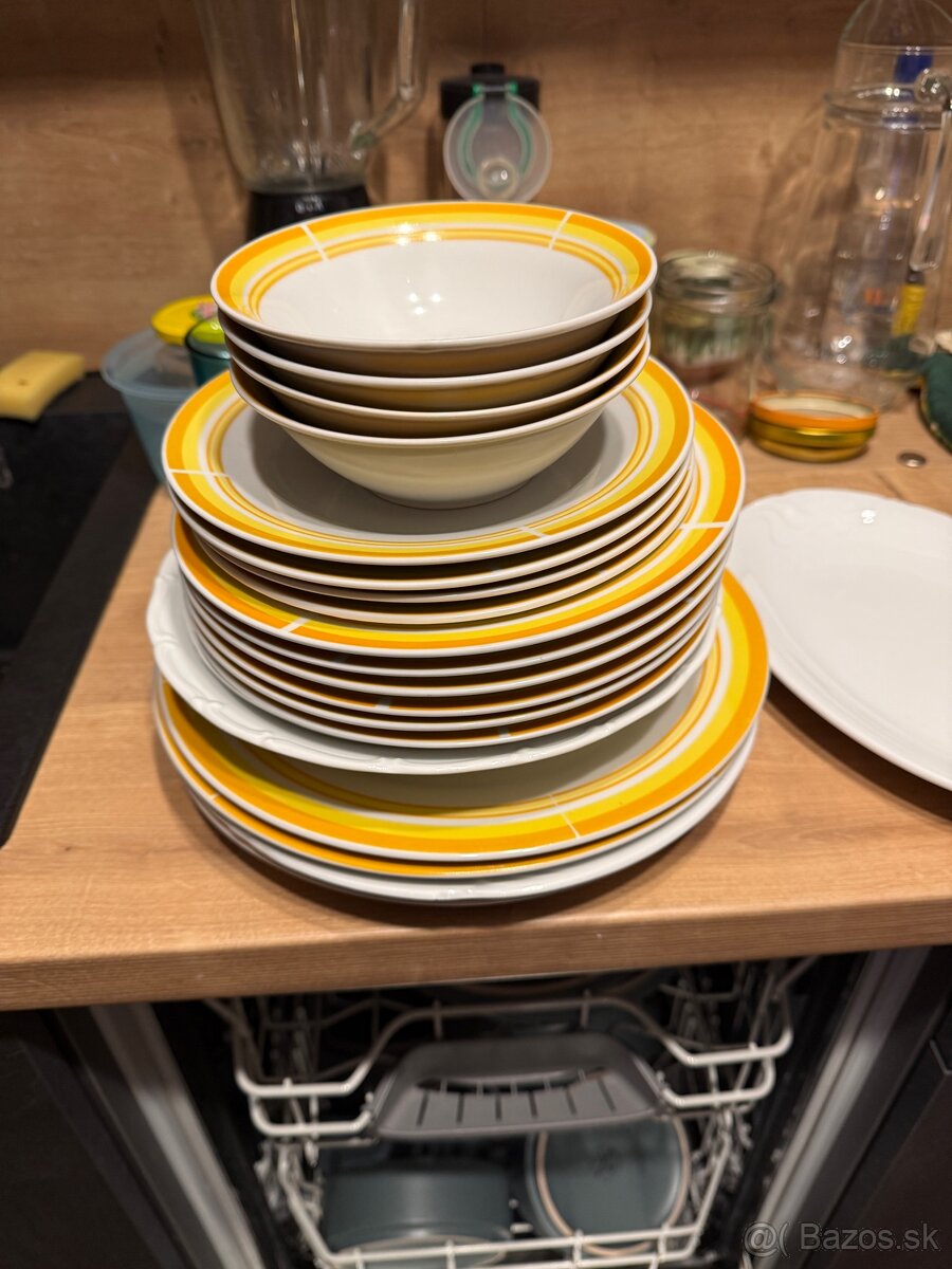 Darujem staršiu jedalensku sadu