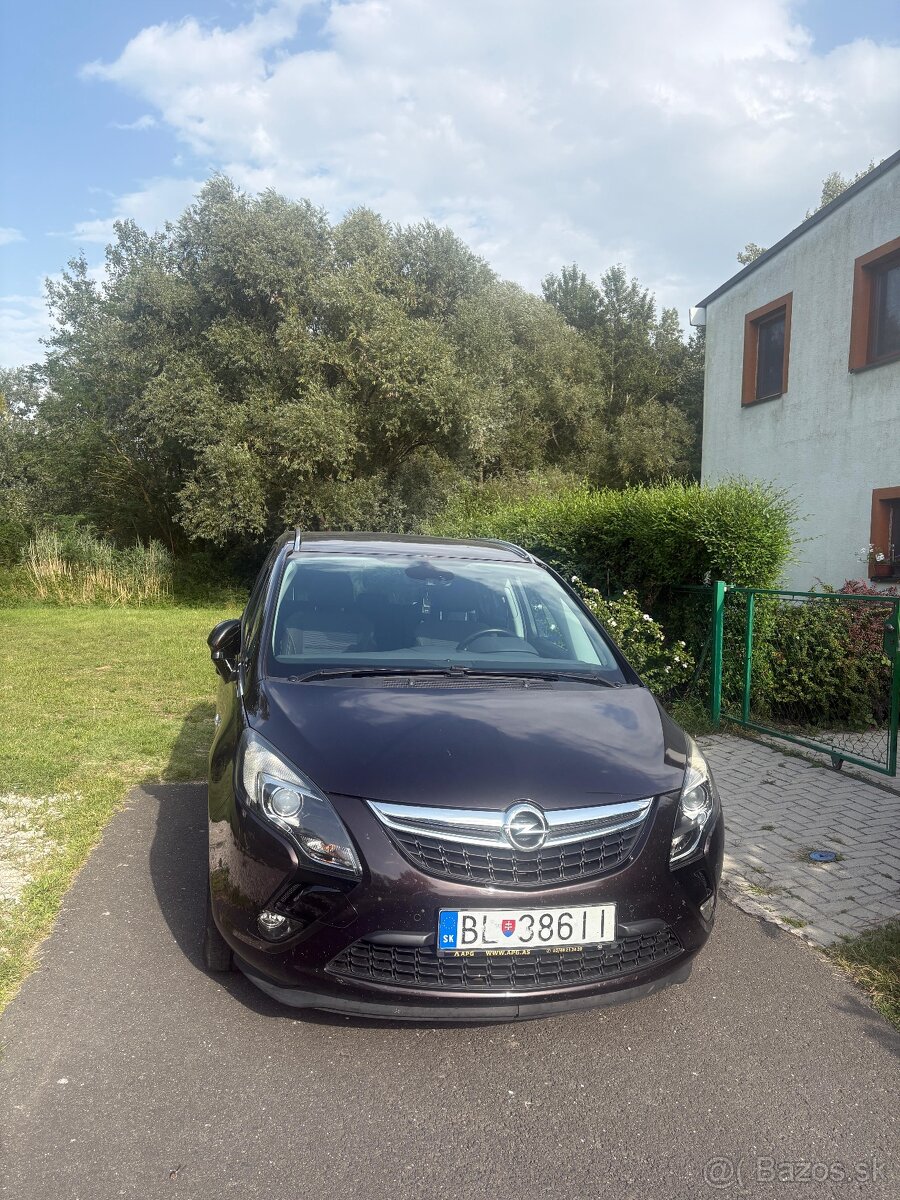 Predám Opel Zafira Tourer