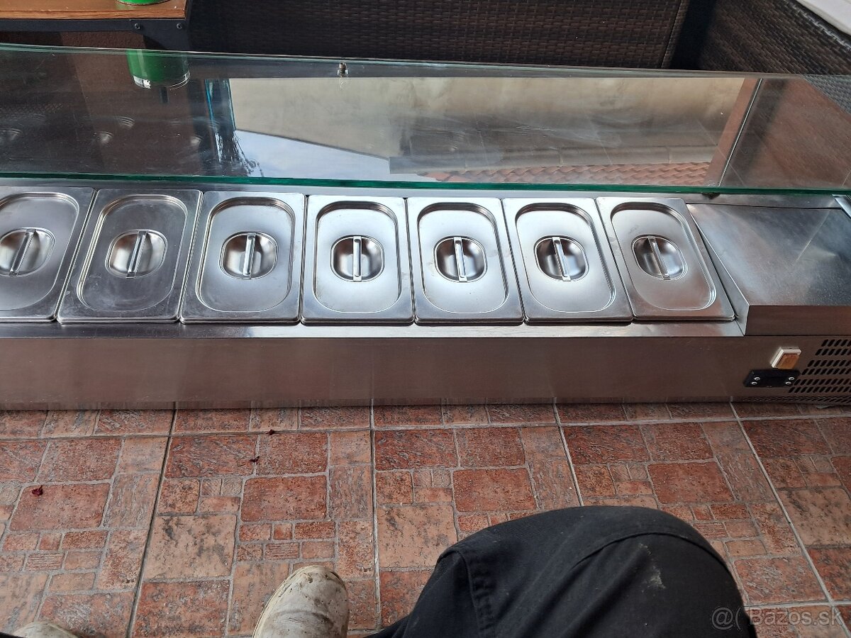 Predám chladiacu vitrinu