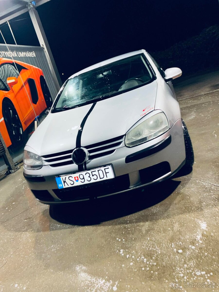 Predám Volkswagen Golf V 1.4 55kw