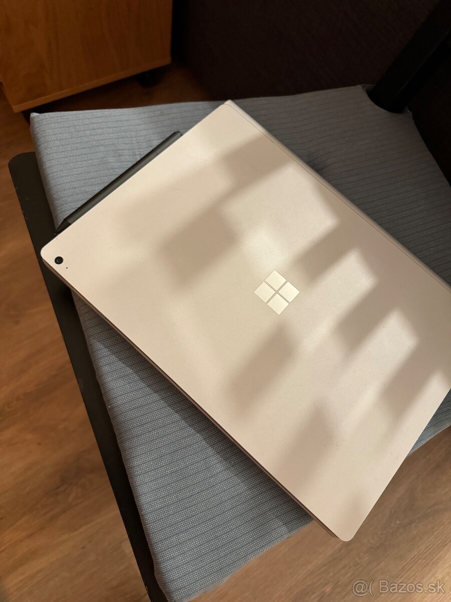Microsoft Surface Book 3 13,5" i7-1065G7, NVidiaGTX 1650MaxQ