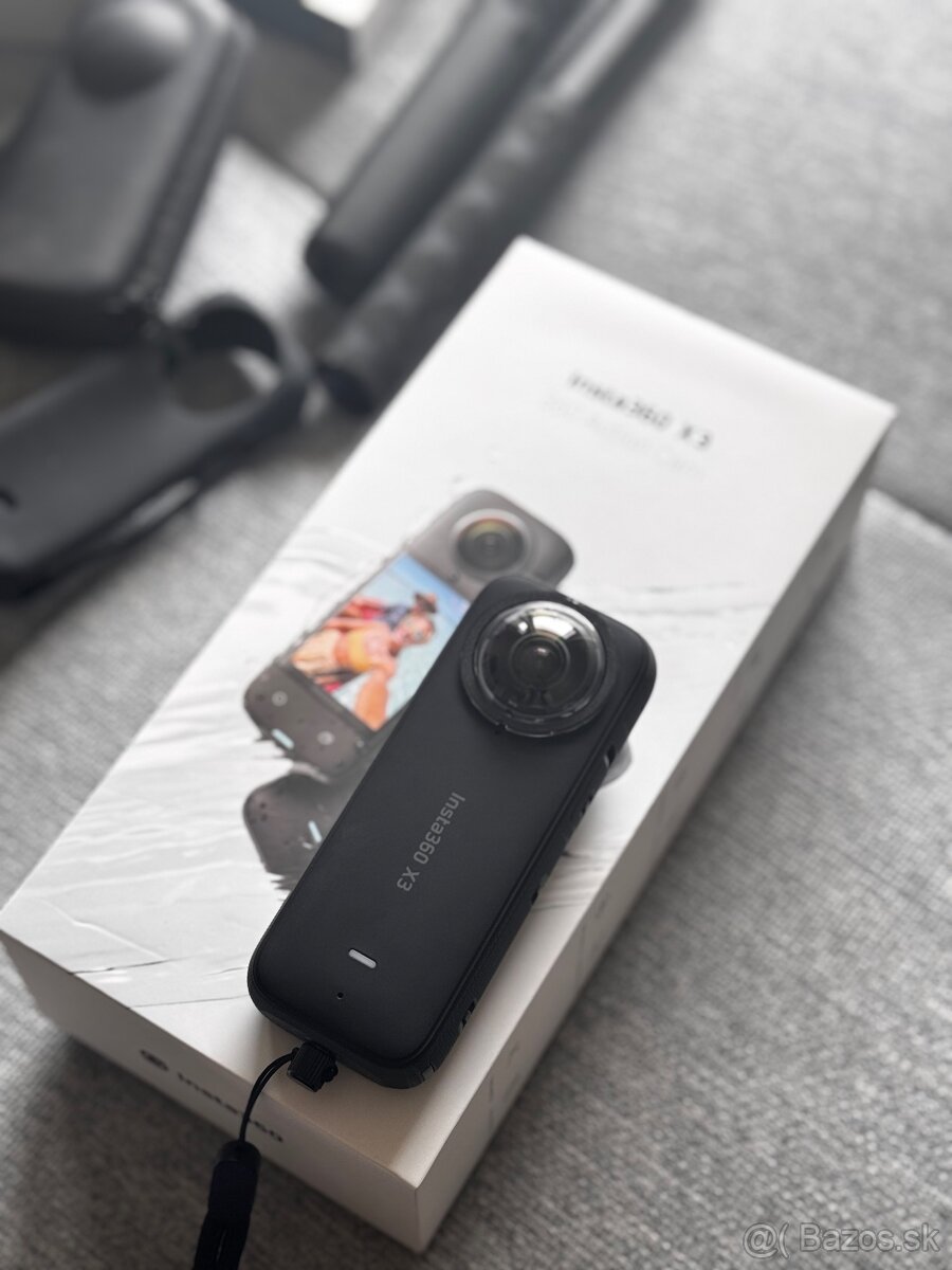 Insta360 X3