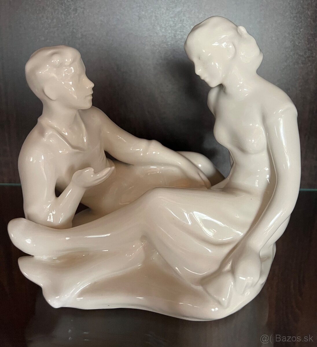 Porcelánová soška