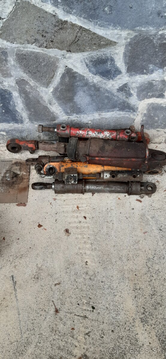 Predám hydraulicke valce