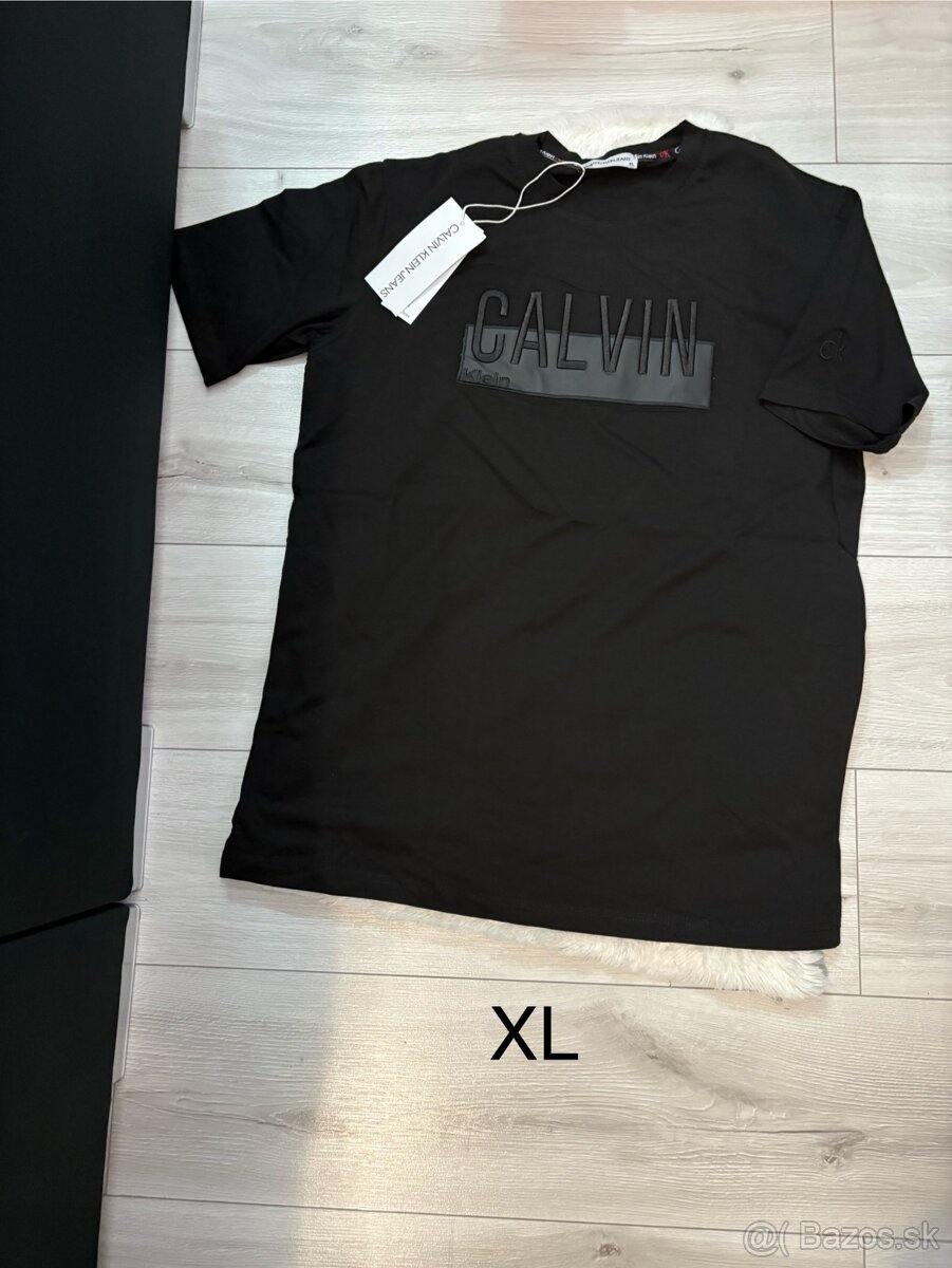 Čierne tricko Calvin klein