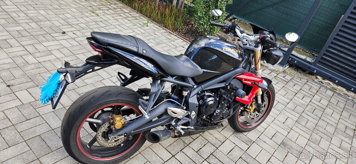 Triumph Street Triple 675