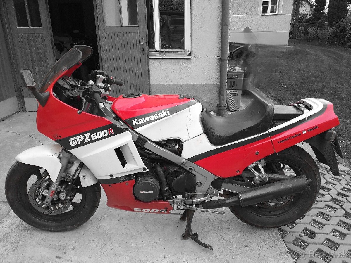 Kawasaki GPZ 600R