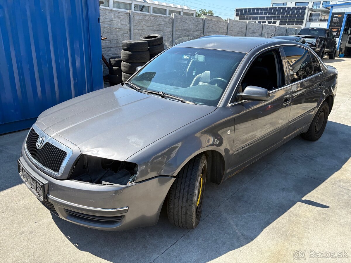 Rozpredam Škodu Superb 1,9tdi