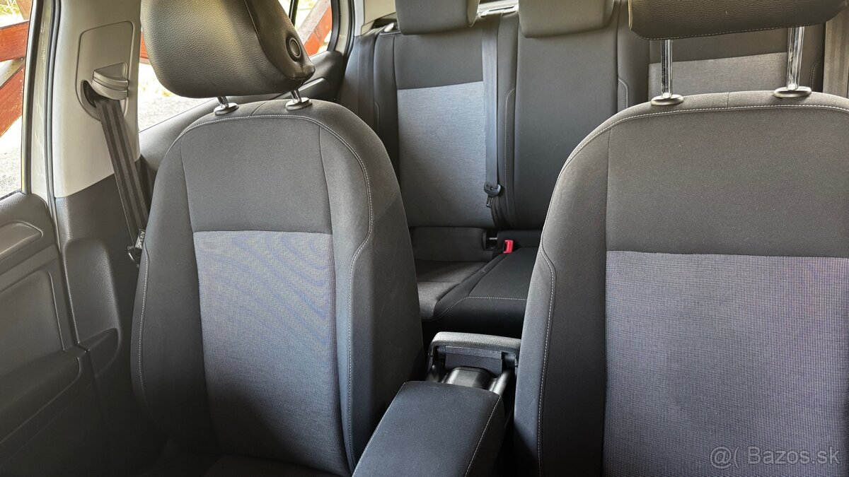 Rozpredám diely z VW Golf 7