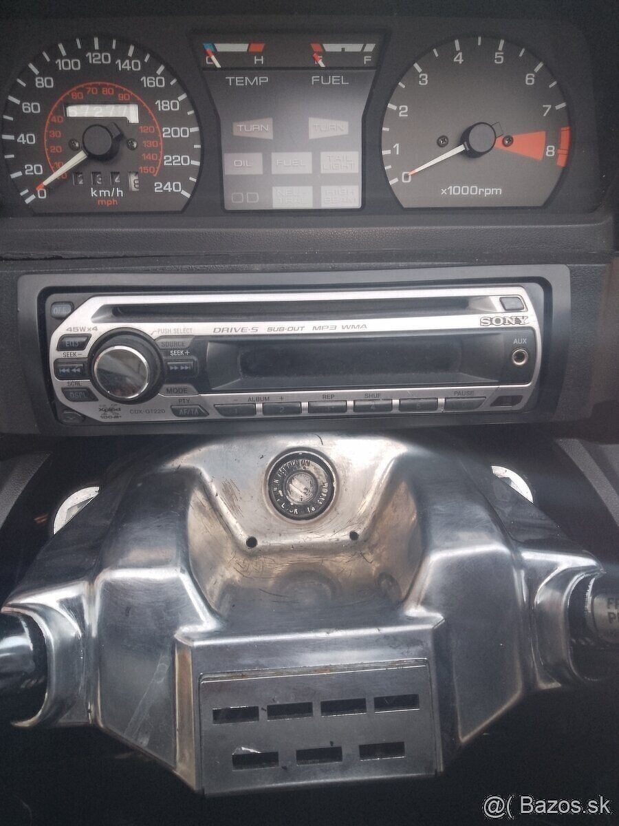 Predam autoradio Sony CDX-GT220 X pload 100dB AUX CD.Vykon 4