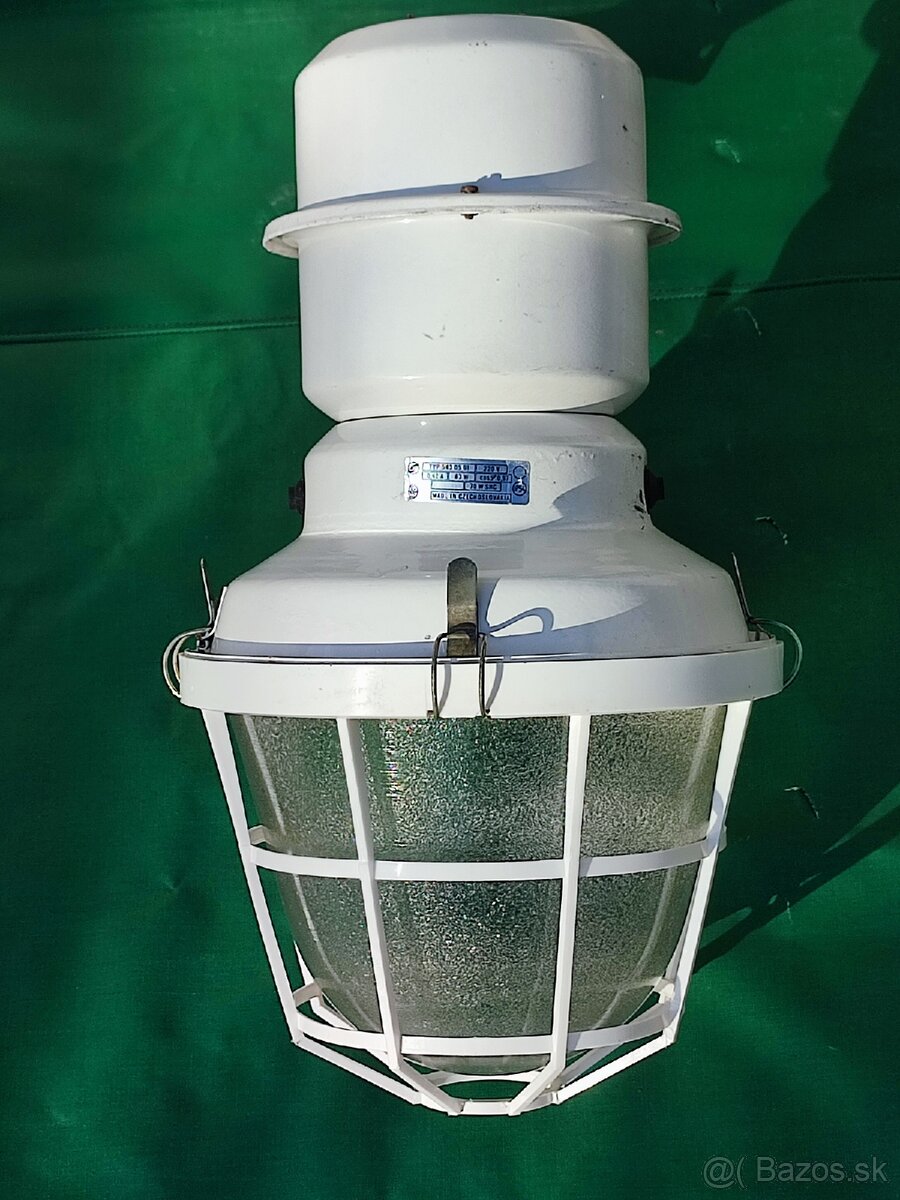 Závesné výbojkové svetlo Typ 5430501, 83W, 220V.
