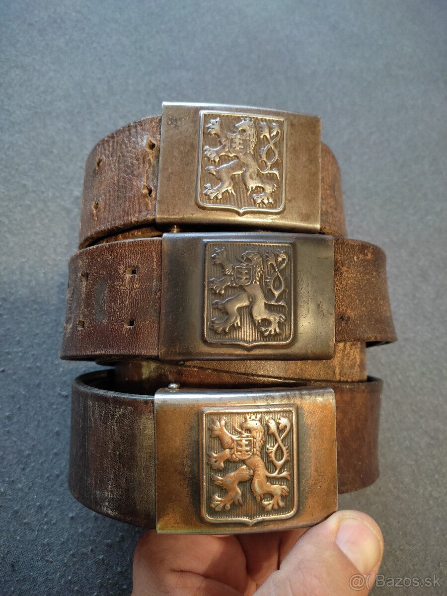 Vojenské opasky a pracky