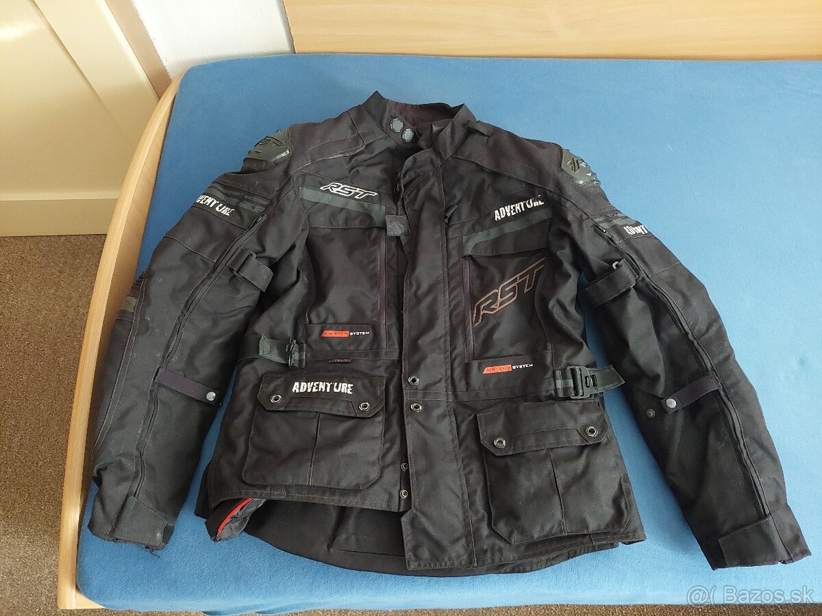 RST Adventure