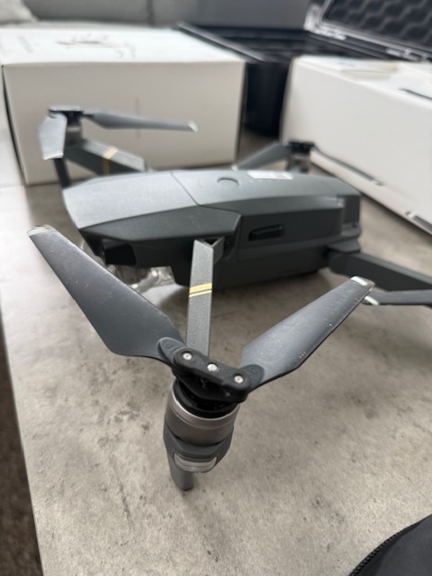 Predám Dron DJI Mavic Pro Fly More Combo