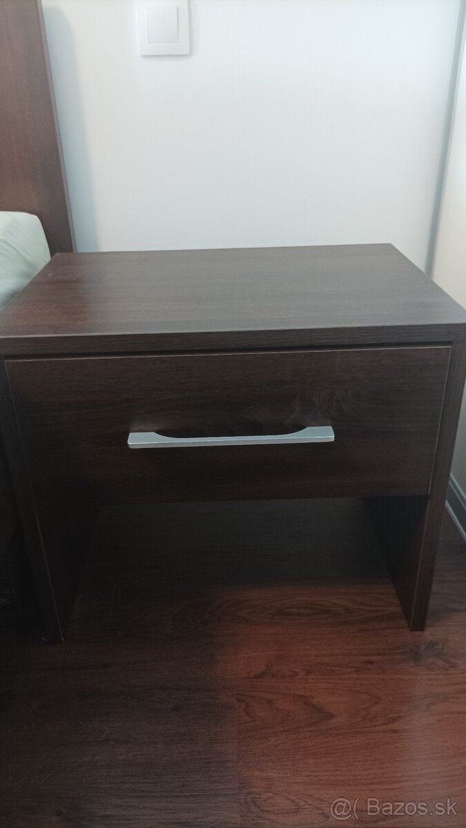 Komoda a nočné stolíky