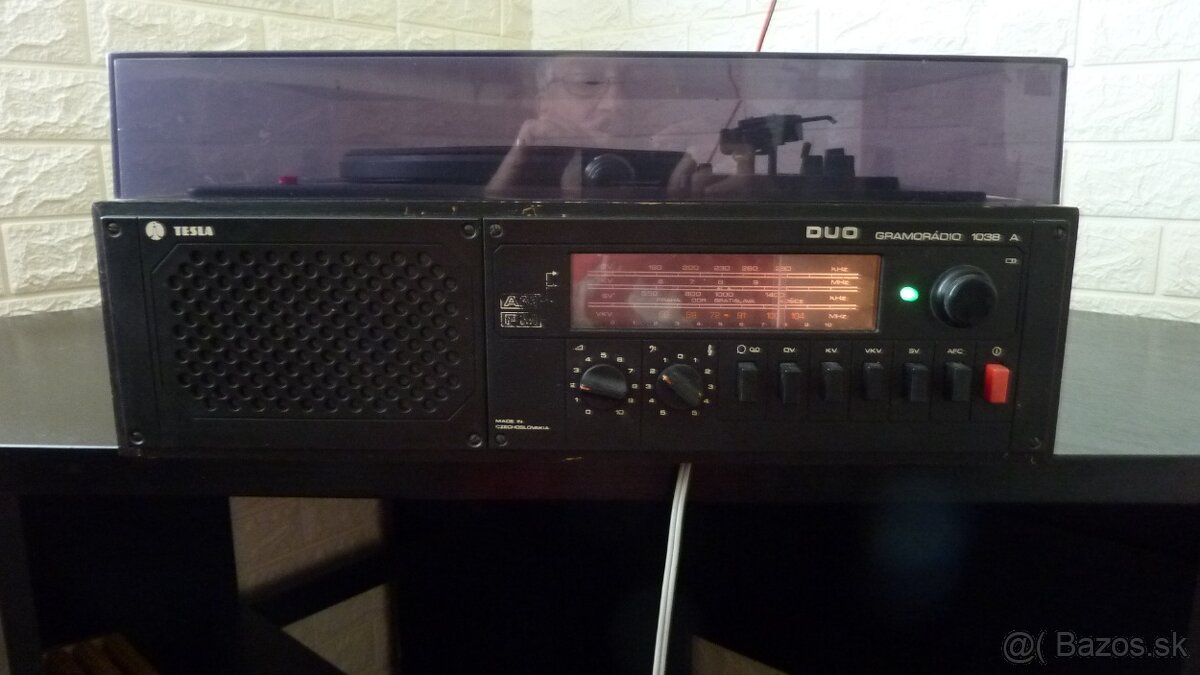 Tesla gramorádio DUO 1038A