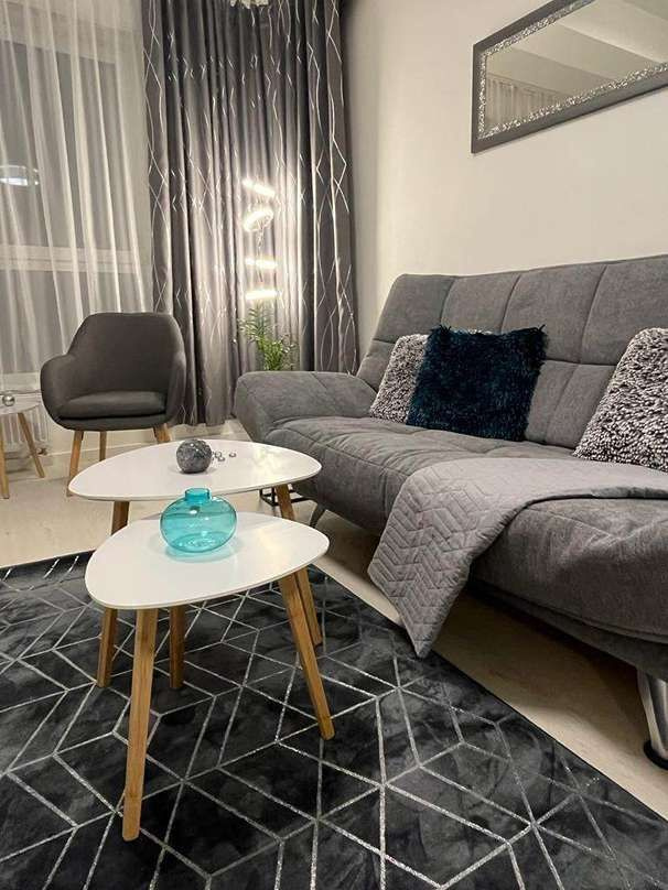 2i zariadený byt s garážovým státím v BB, Petelenova ulica